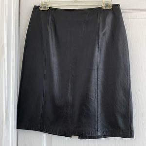 Croft & Barrow Lambskin Black Leather Skirt. Never Worn. Lined. 8